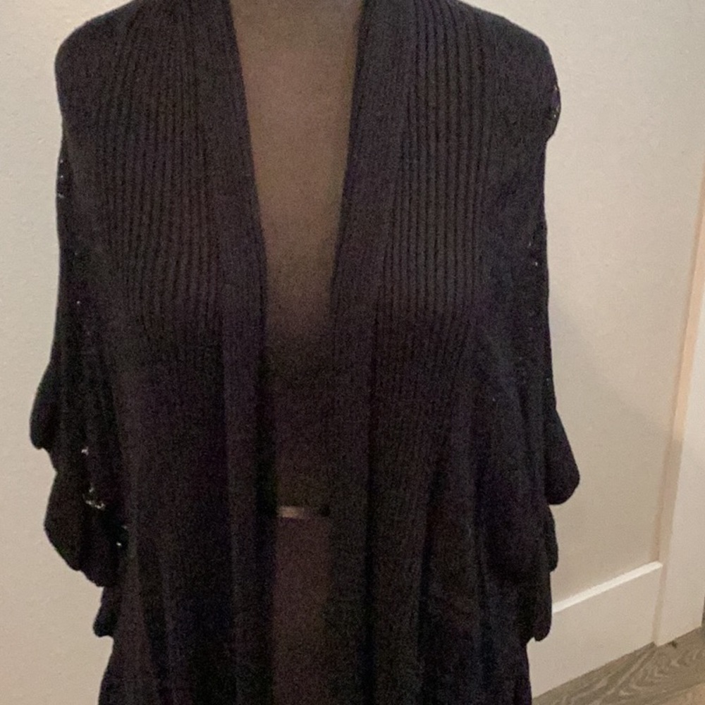 Holiday! Joseph A black scalloped cardigan sz. Large